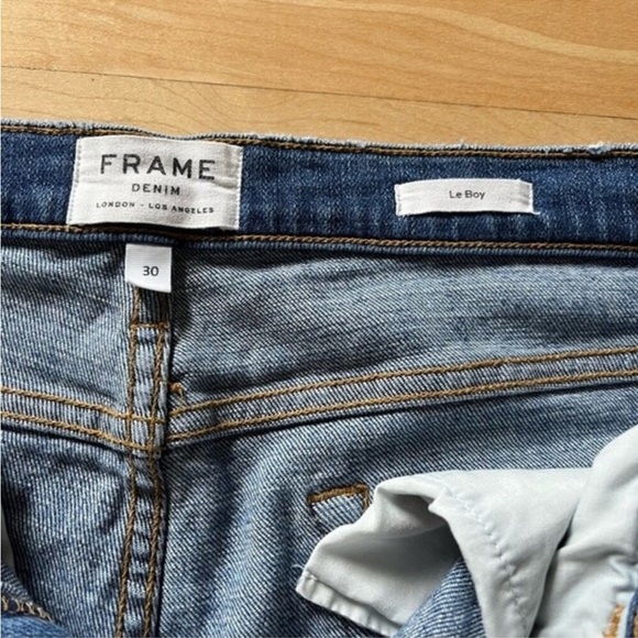 Frame Le Boy Zip Hem Crop Jeans in Picadilly 30 - Picture 10 of 12
